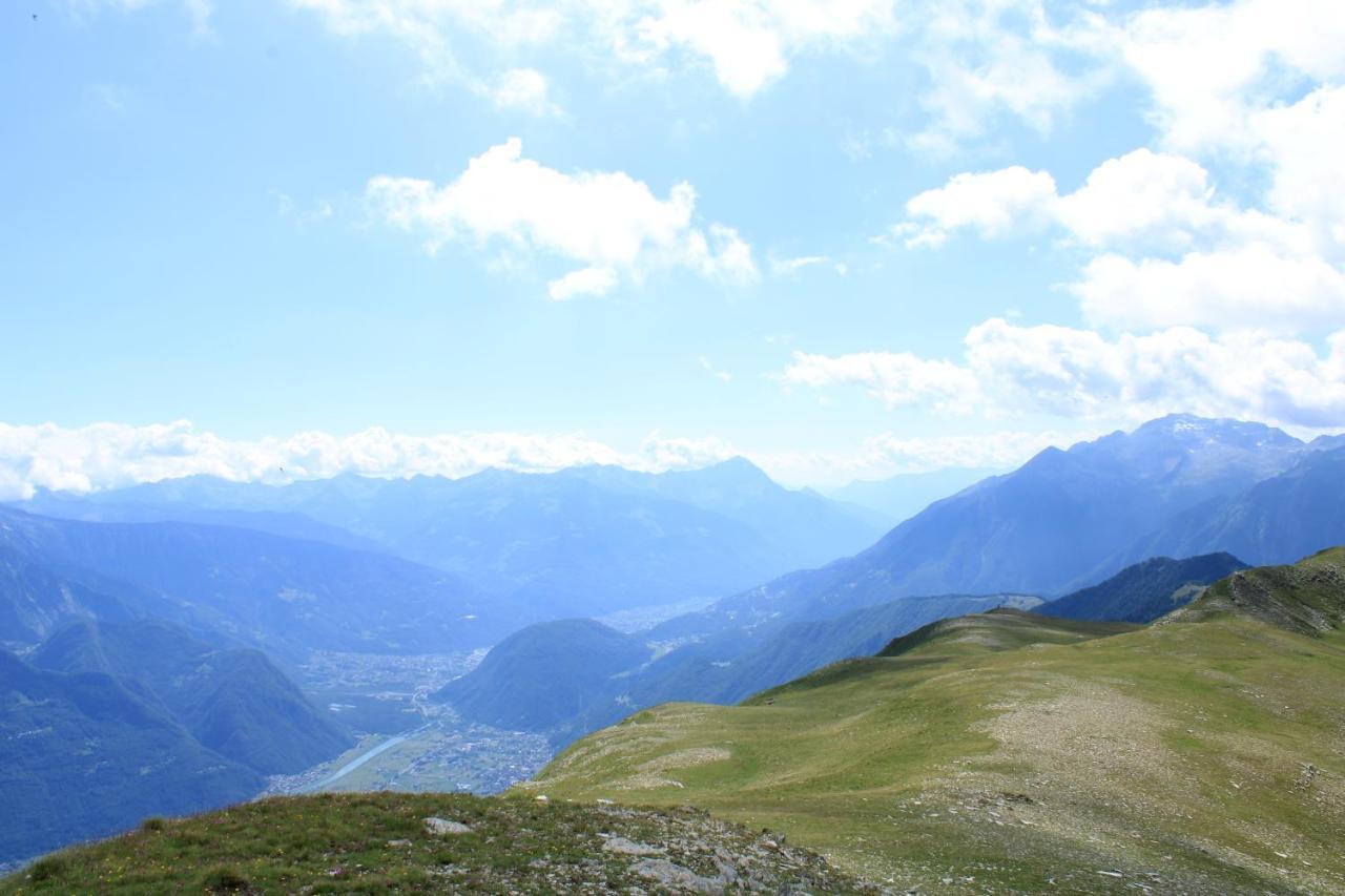 Chalet Baita Delle Favole Di Rosarita Berbenno di Valtellina Exterior foto