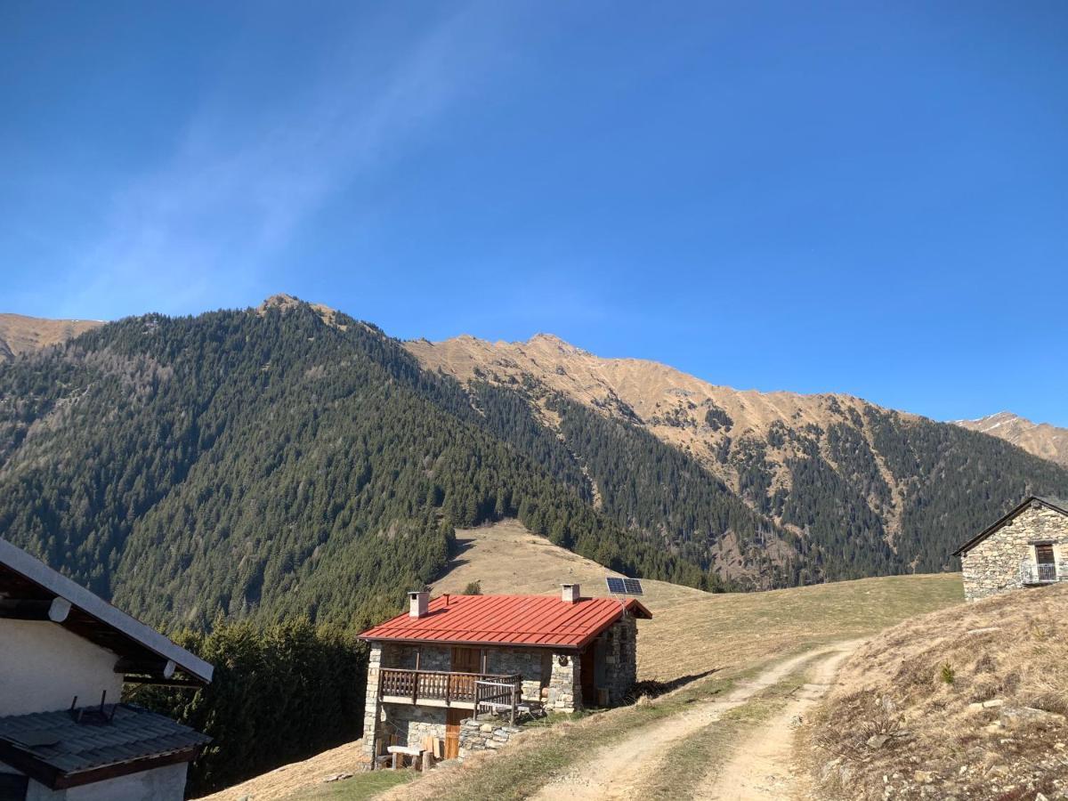 Chalet Baita Delle Favole Di Rosarita Berbenno di Valtellina Exterior foto